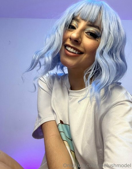 zoelushmodel high quality actress photos