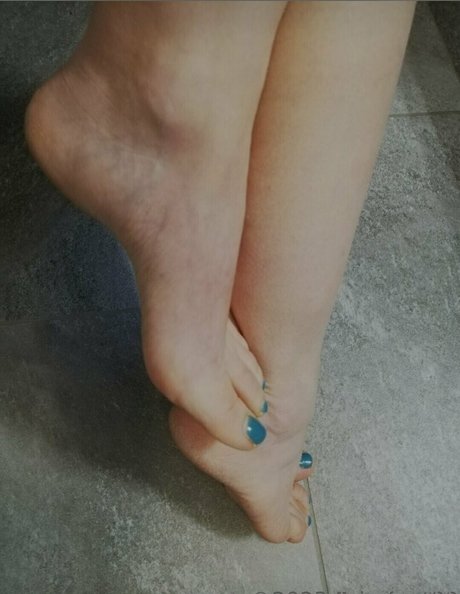 lila974974 pornstar erotic img