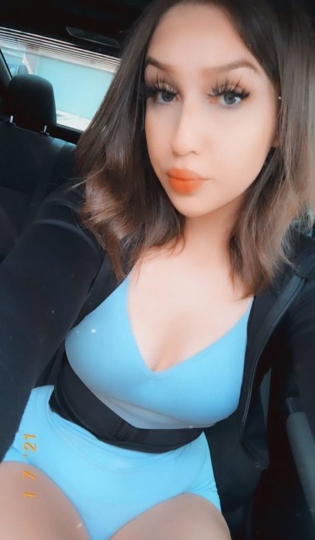 Chloe Flores pornstar top pictures