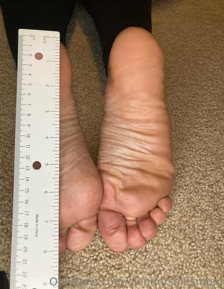 slendersolesmom beautiful model pictures