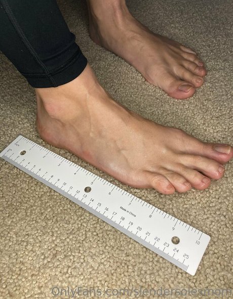 slendersolesmom pornographic star pictures