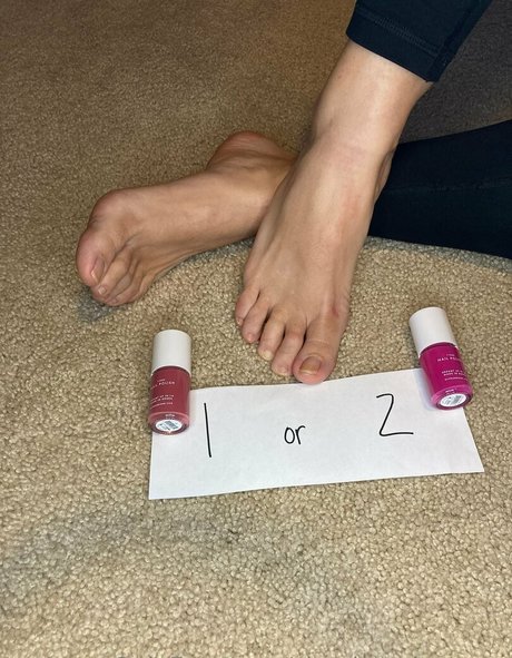 slendersolesmom star hot photos