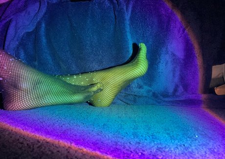 chocolatefeetbabe pornstar pics