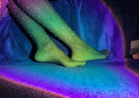 chocolatefeetbabe star nice pic