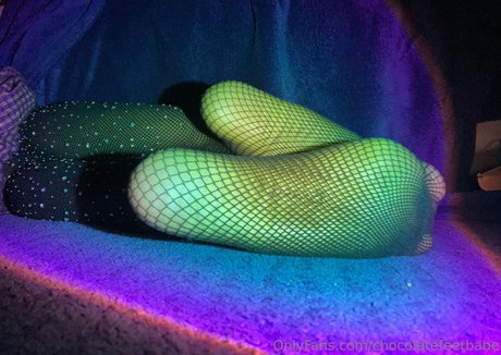 chocolatefeetbabe pretty pornstar photo