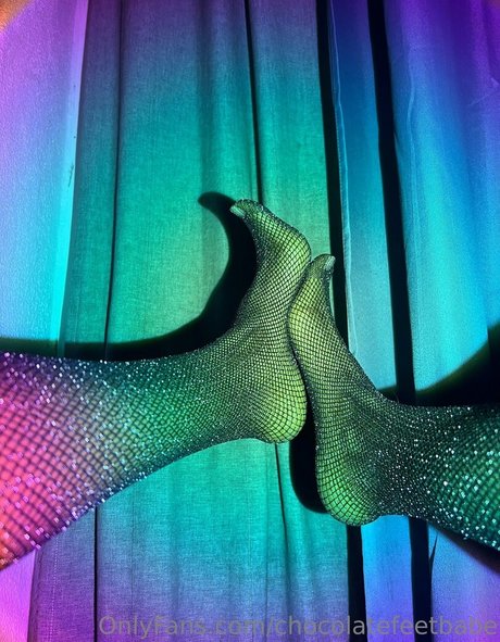 chocolatefeetbabe erotic actress pictures