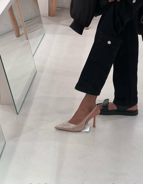 chocolatefeetbabe pornstar art gallery