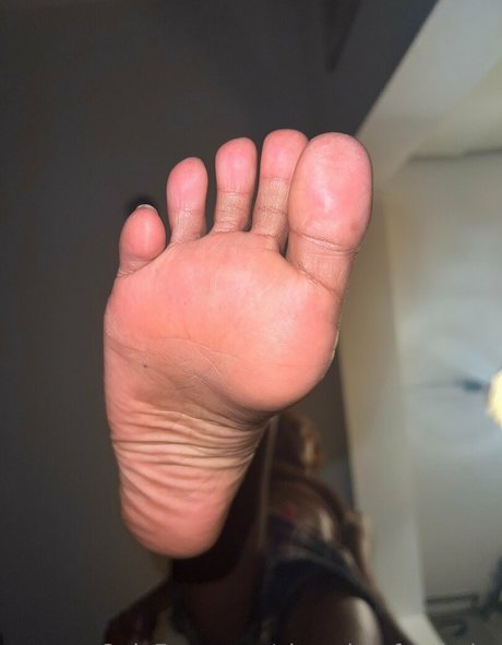 chocolatefeetbabe pornstar adult pictures