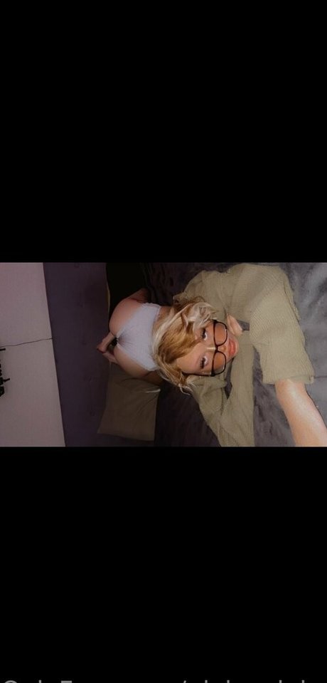 pixieeclaire art pornstar img