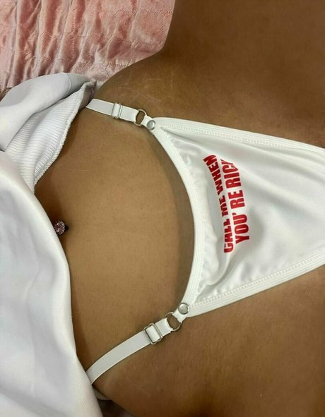 licking pussy onlyfans erotic pics