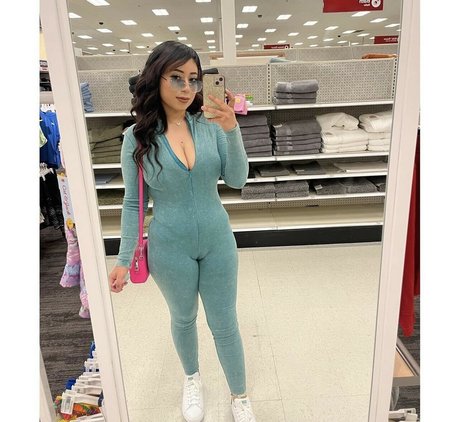 Alemuriiyo exclusive actress img