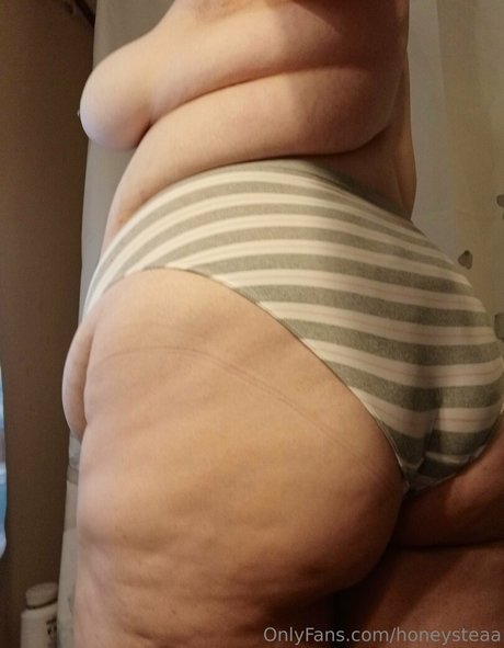 honeysteaa adult actress galleries