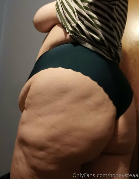 honeysteaa pornstar nice pictures