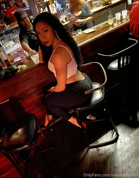 natalialapotra beautiful pornstar image