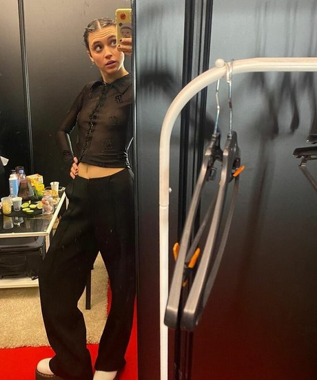 Claire Pommet xxx star galleries