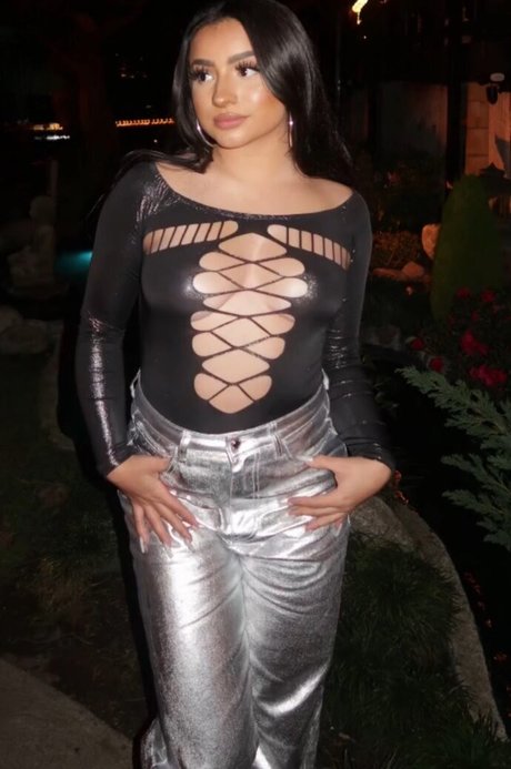 Tatiana McQuay star pretty images