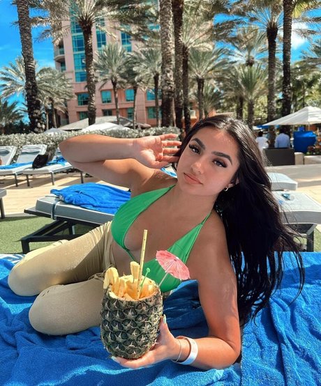 Tatiana McQuay star hot pics