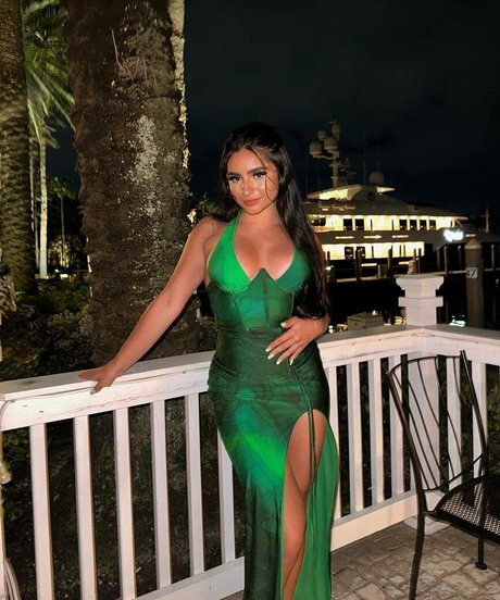 Tatiana McQuay exclusive pornstar photos