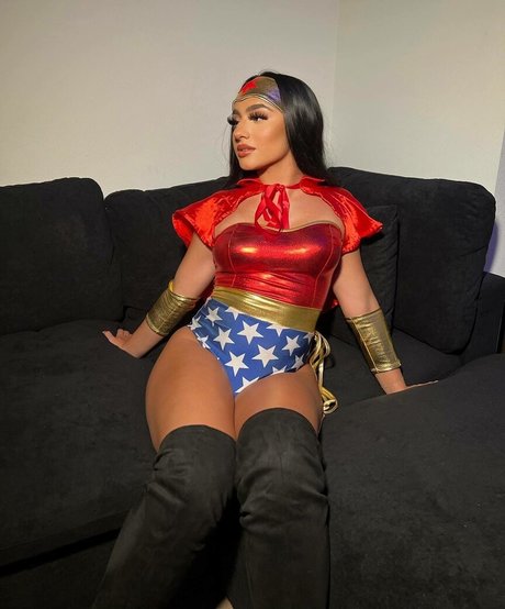 Tatiana McQuay model hot gallery