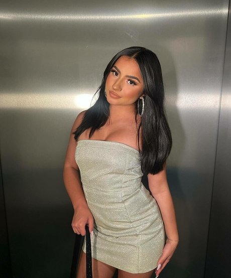 Tatiana McQuay nude actress galleries