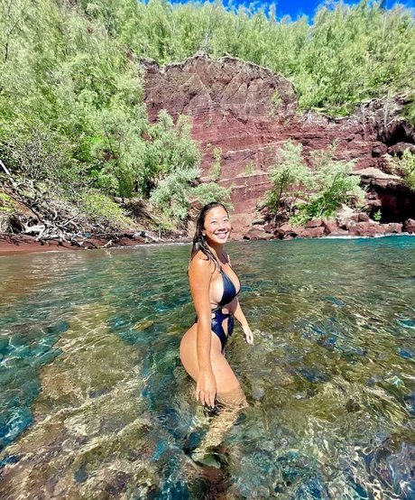 Alyssa Waki star top img