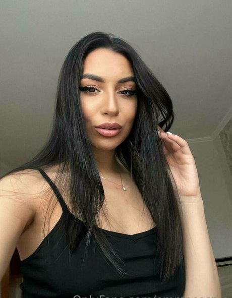 big tits brunette onlyfans free pictures