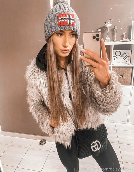 daisy elfina beautiful model images