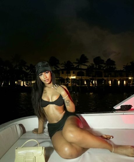 Thatgirl neya free star picture