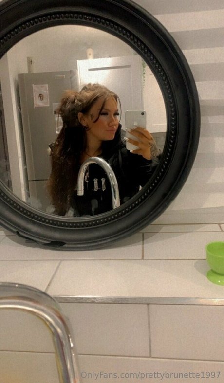 thigh high boots onlyfans art porn gallery