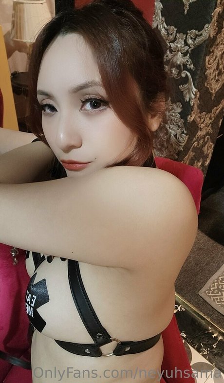 Neyu H Cosplay model adult galleries