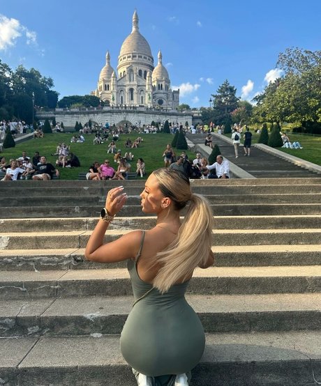 Maria Brunn model high quality pic