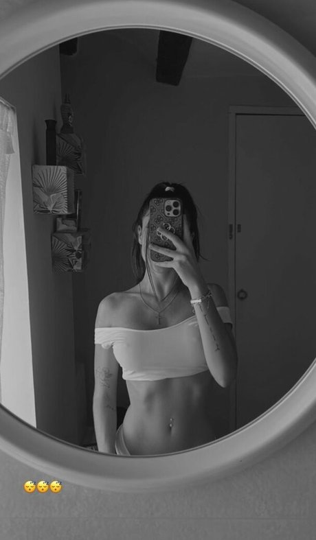 miiriiamherrero model naked pictures