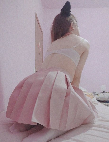 luvskittie naked model pictures