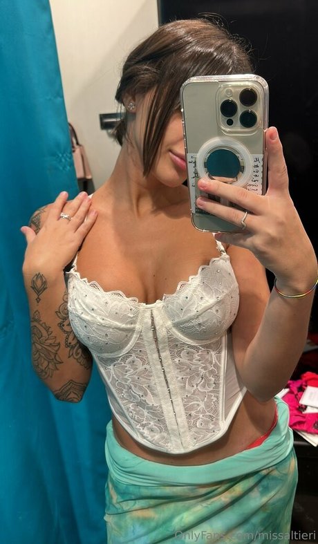 soymeryjim model sex photo