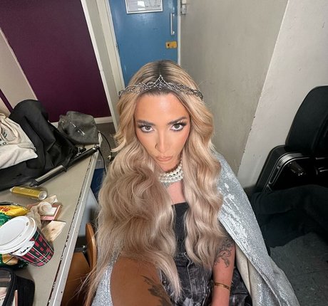 Gkbarry pornstar adult photo