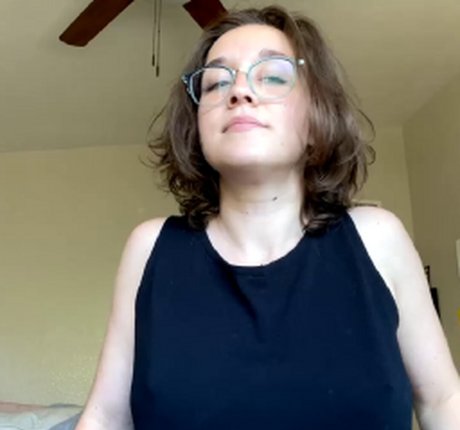 Recurbate S porn model pictures