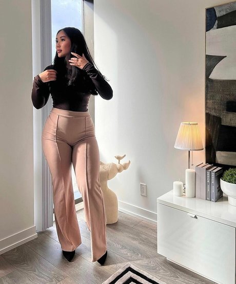 asian cheerleader onlyfans naked images