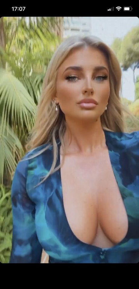 Lornamay x pornographic model photo