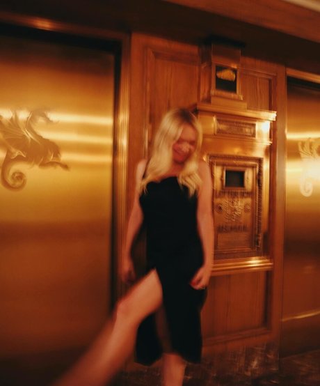 Barbara Alyn Woods hd pornstar pics