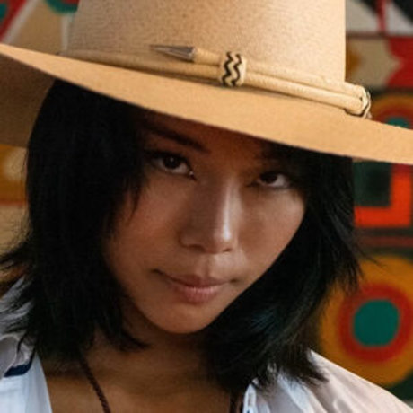 Brasskatt hot model image