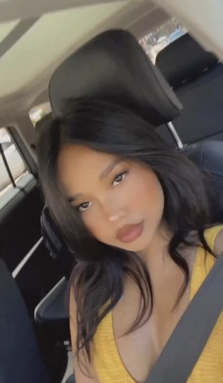 one onlyfans hot pic