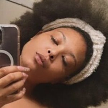 Moniece Slaughter best model archive