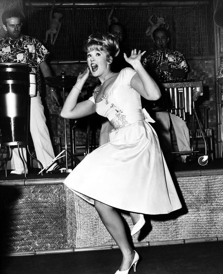 thick girls onlyfans erotic gallery