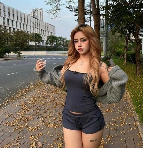 quitmell star adult pictures