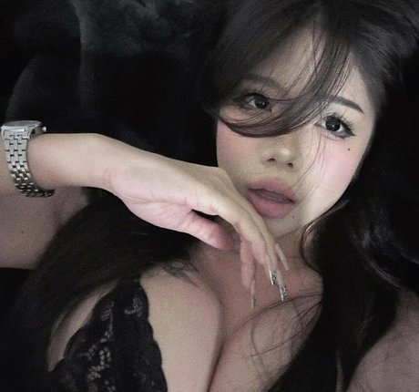 Veronica Lucifer model high quality pics