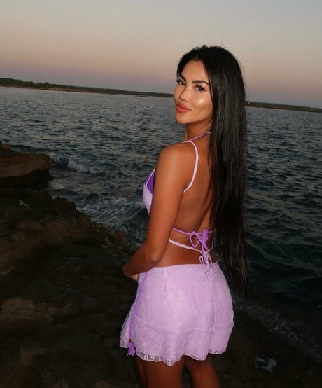 annaslifelux adult model photos