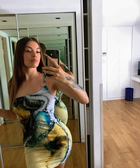 Daisy97096 star naked gallery