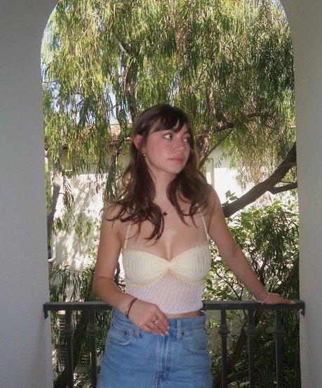 Lauren Donzis model erotic image