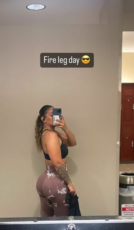 janibel b pornstar sexy pic