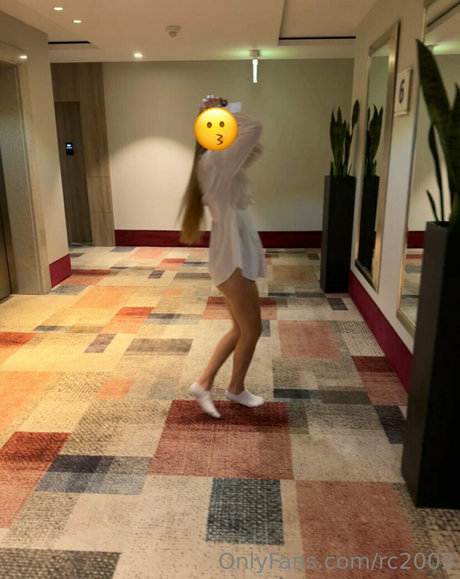 rc2003 exclusive actress picture